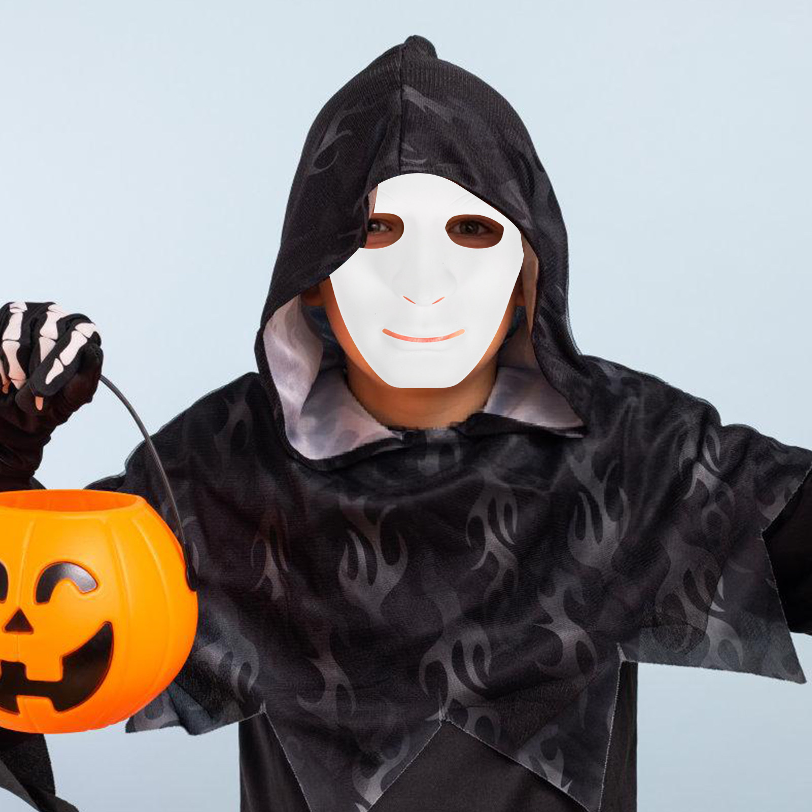フルフェイスの仮面マスク5個セット。プラスチック製、黒いリボ - Black Face Mask Pack のレビューと価格